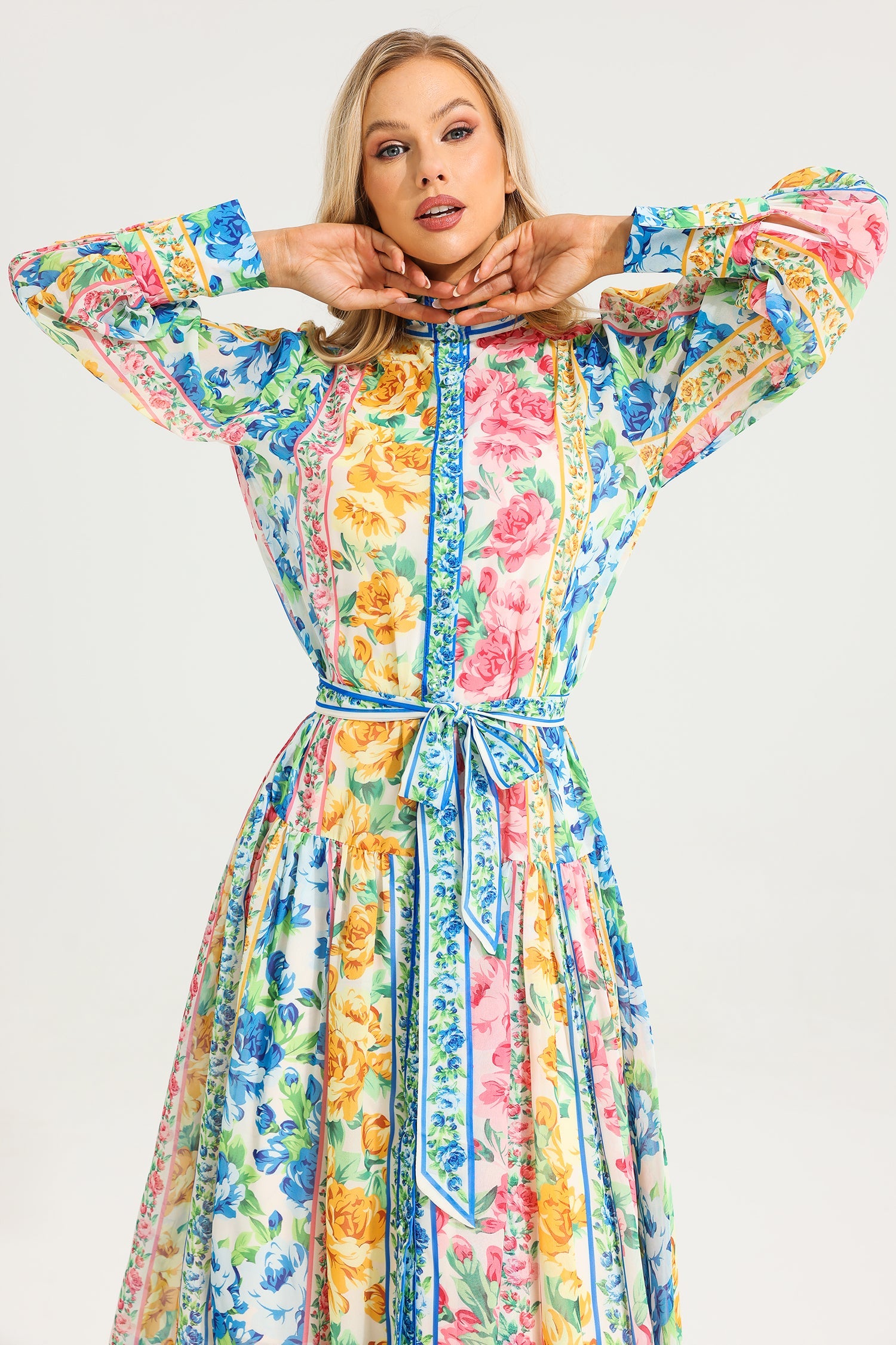 Floral Maxi-jurk met bloemenopstaande kraag en riem